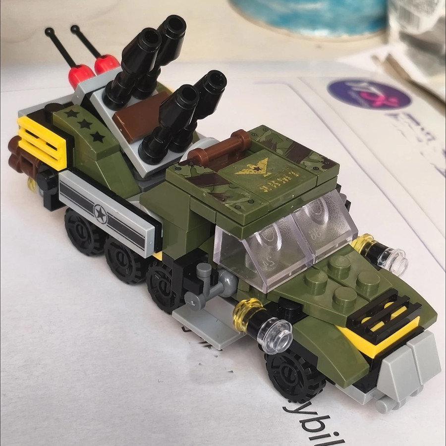 6 IN 1 City Engineering Car Po - огляд і ціна Dinosaur Figurine Set