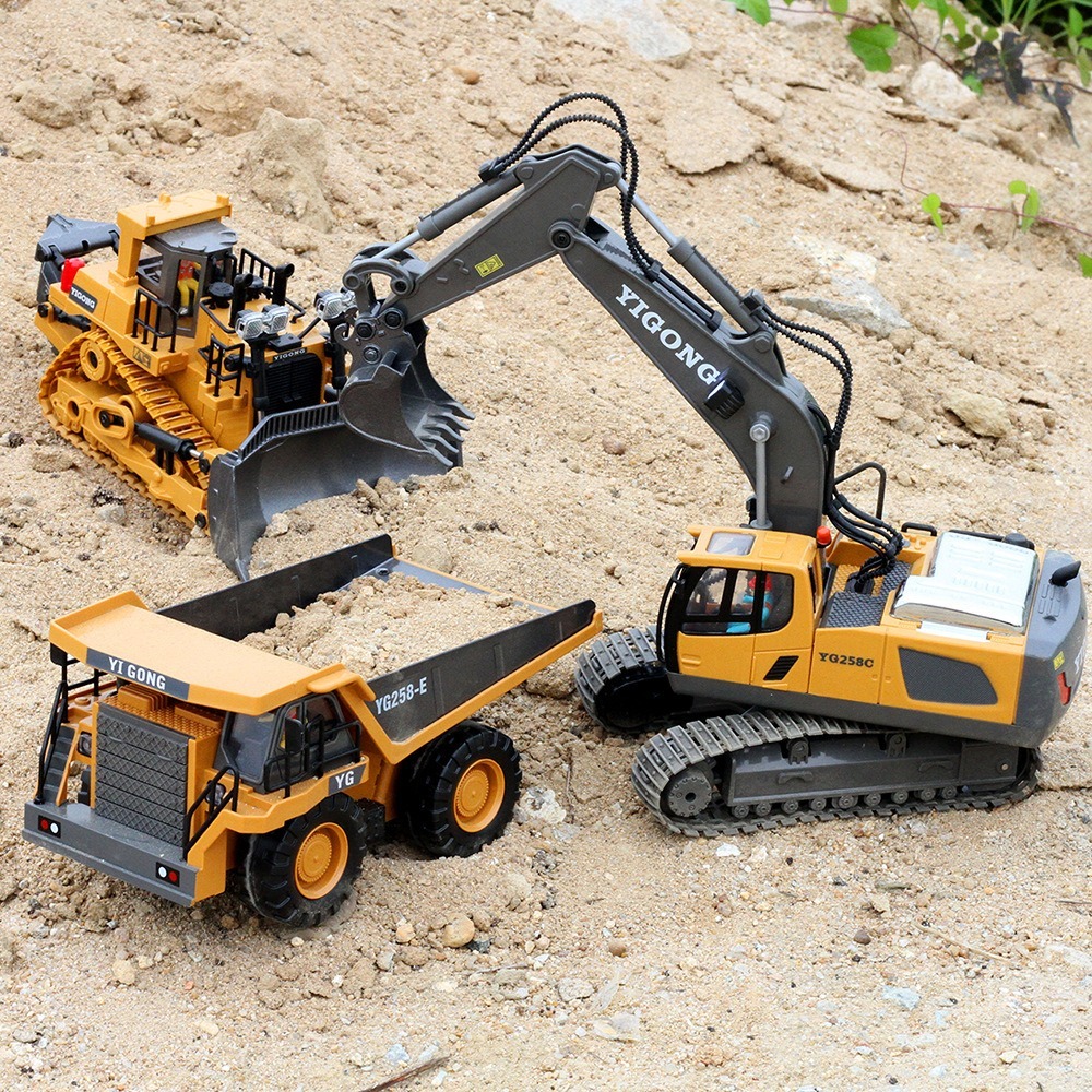 2.4G Remote Control Excavator  - огляд і ціна Kids Toys Channel